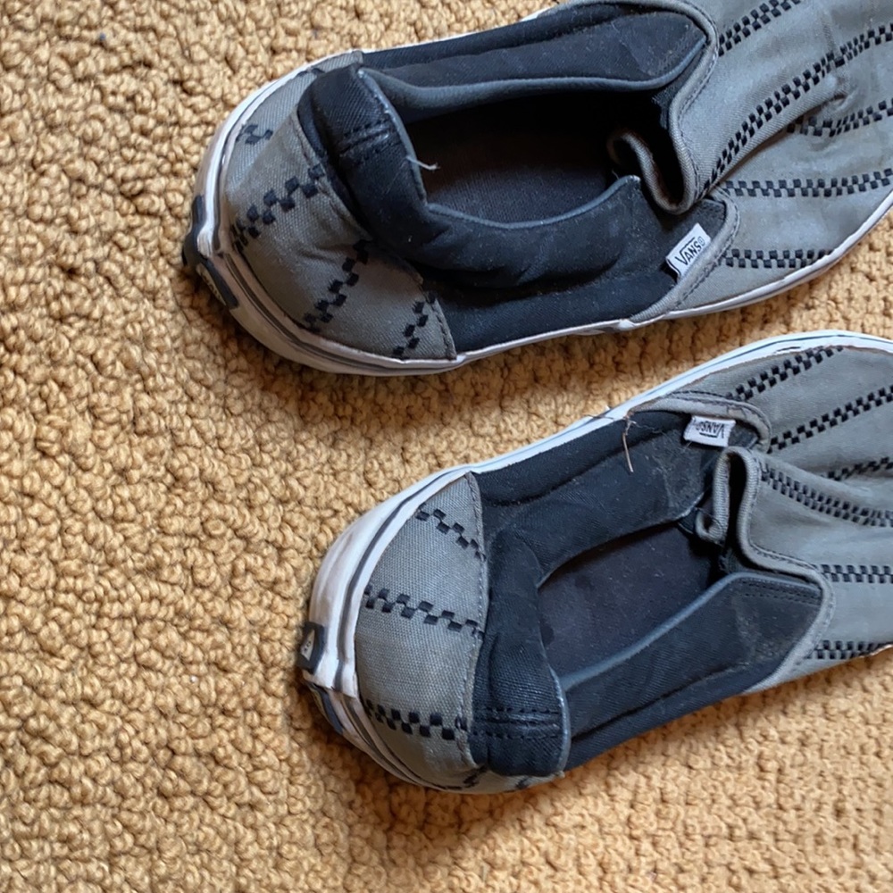 Vans - Picture 3 of 5
